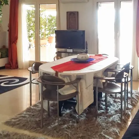 Διαμέρισμα Huge Terrace & View Flat
