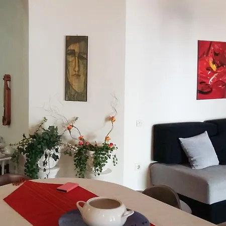 Huge Terrace & View Flat